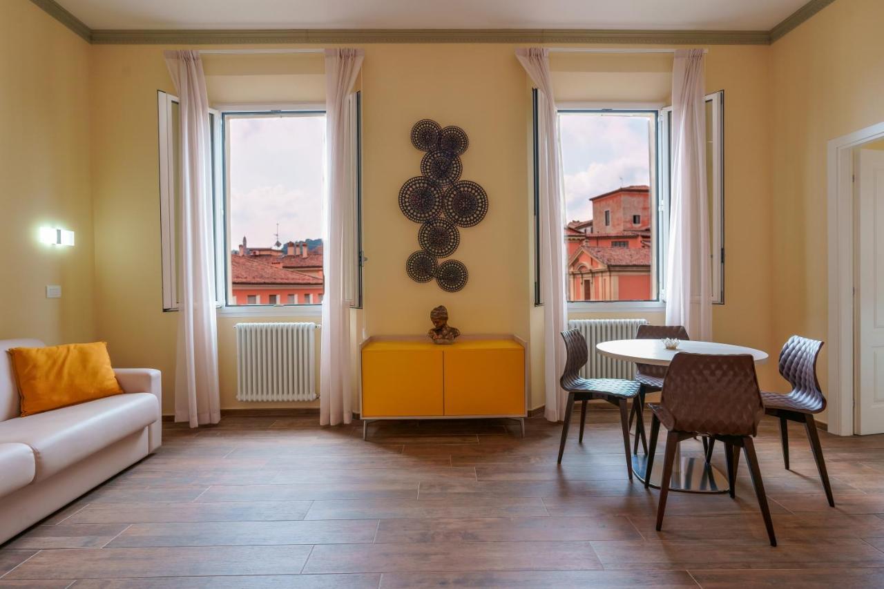 Bed and Breakfast Attico Di Via D'Azeglio Болонья Екстер'єр фото