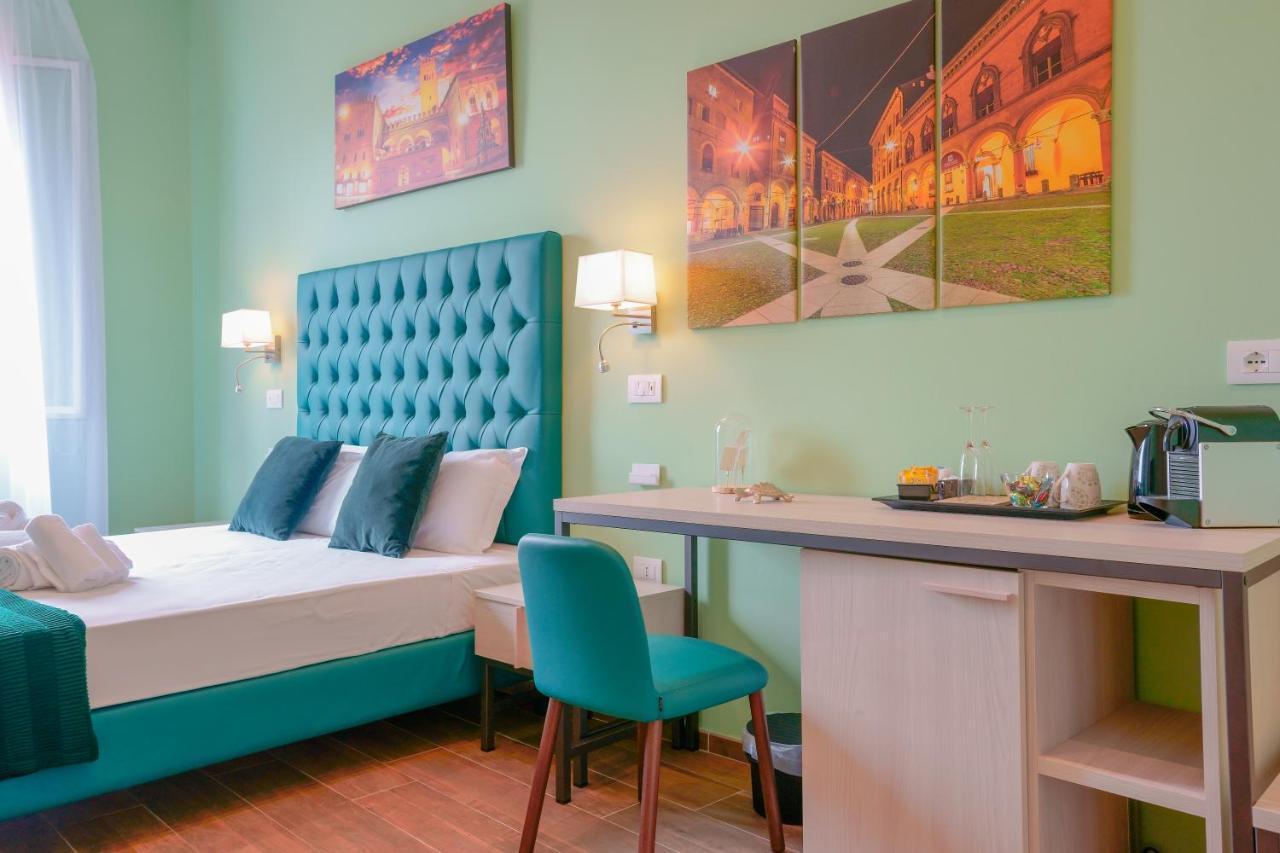 Bed and Breakfast Attico Di Via D'Azeglio Болонья Екстер'єр фото